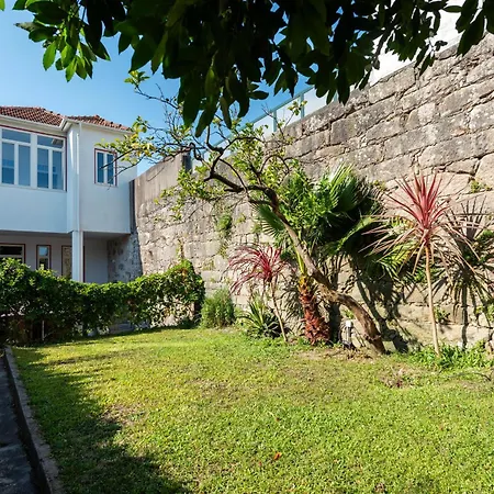 Дом отдыха Bonfim 241 Family House Порту