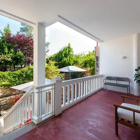 Bonfim 241 Family House *